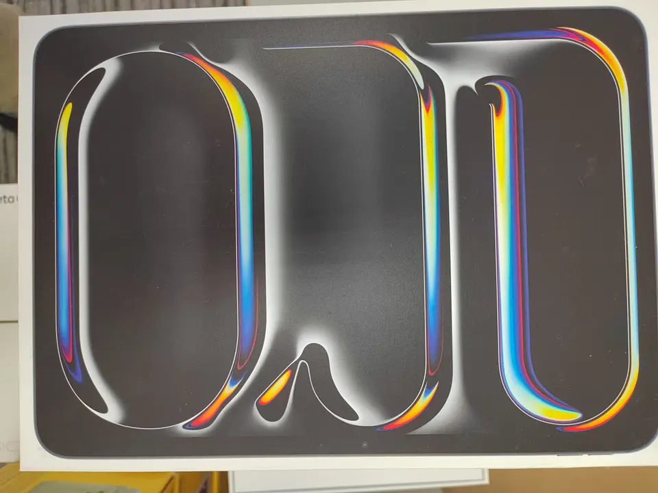 Front of an iPad Pro M4 retail package used as batch packaging evidence